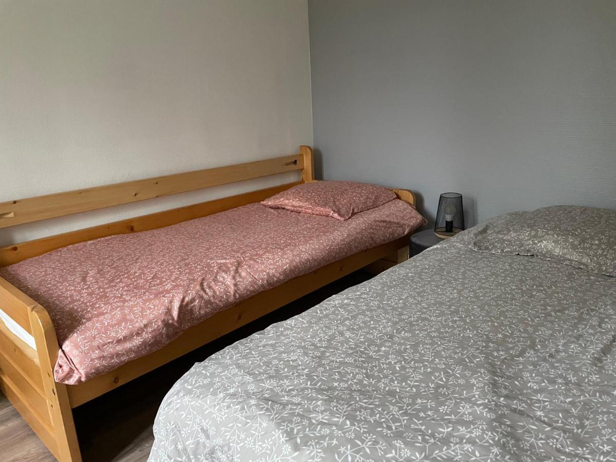 Location La Ferte, Calme Et Proximite Centre Ville Classe 3 Etoiles Lons-le-Saunier Ngoại thất bức ảnh