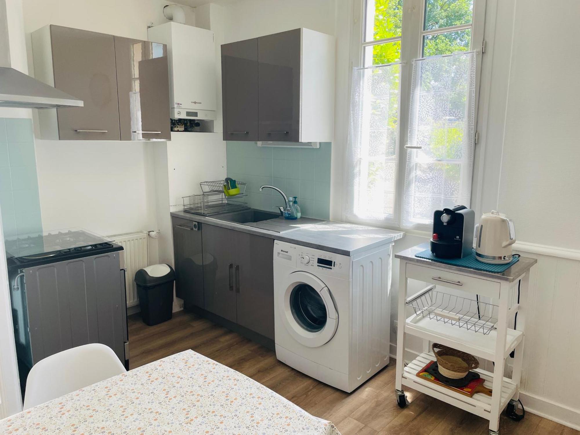 Location La Ferte, Calme Et Proximite Centre Ville Classe 3 Etoiles Lons-le-Saunier Ngoại thất bức ảnh